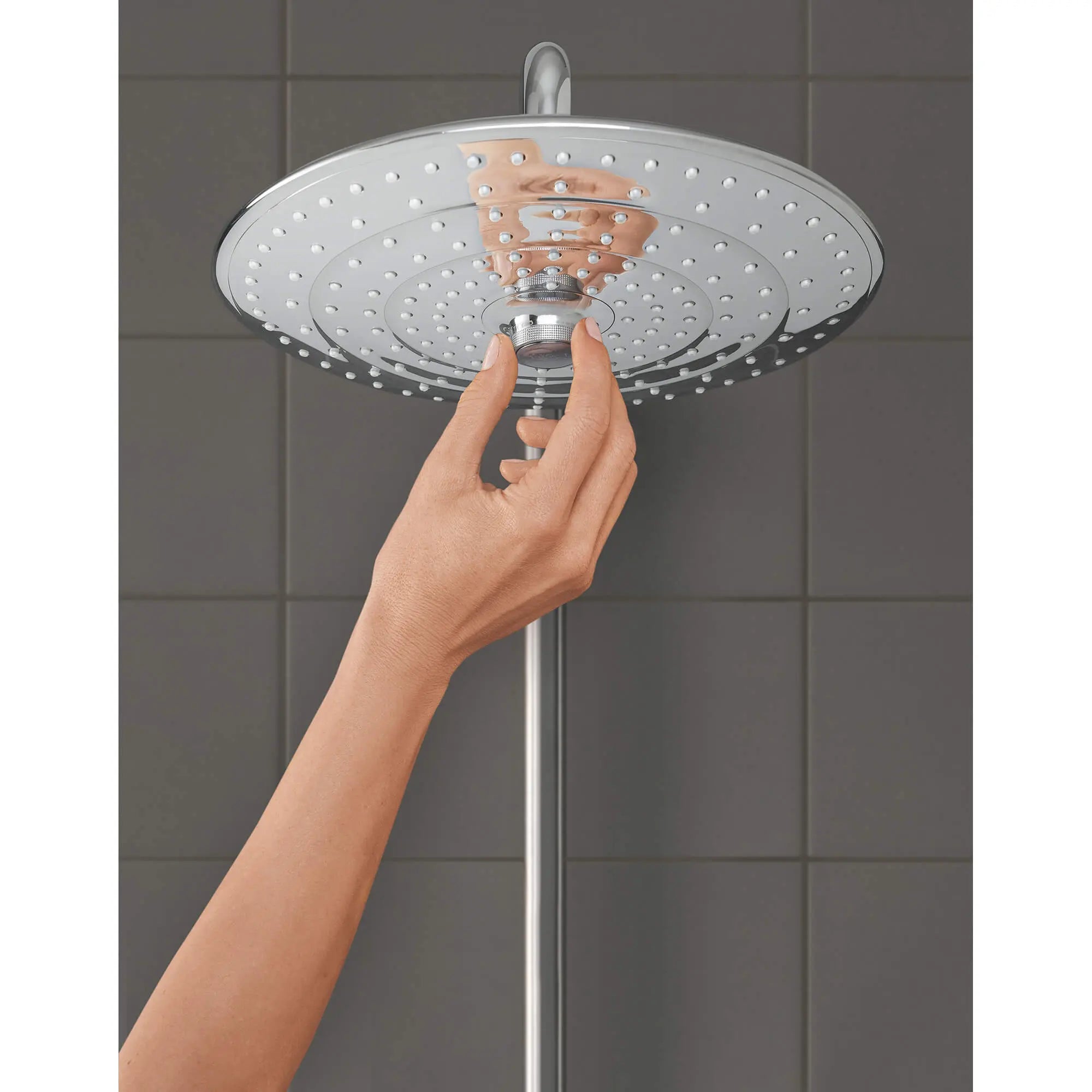 Euphoria 260 Pomme de douche - 3 jets d’aspersion // CHROME STARLIGHT GROHE // 1002_26457000-shower-head-3-sprays-enviro-5_0_CDNwebp.webp