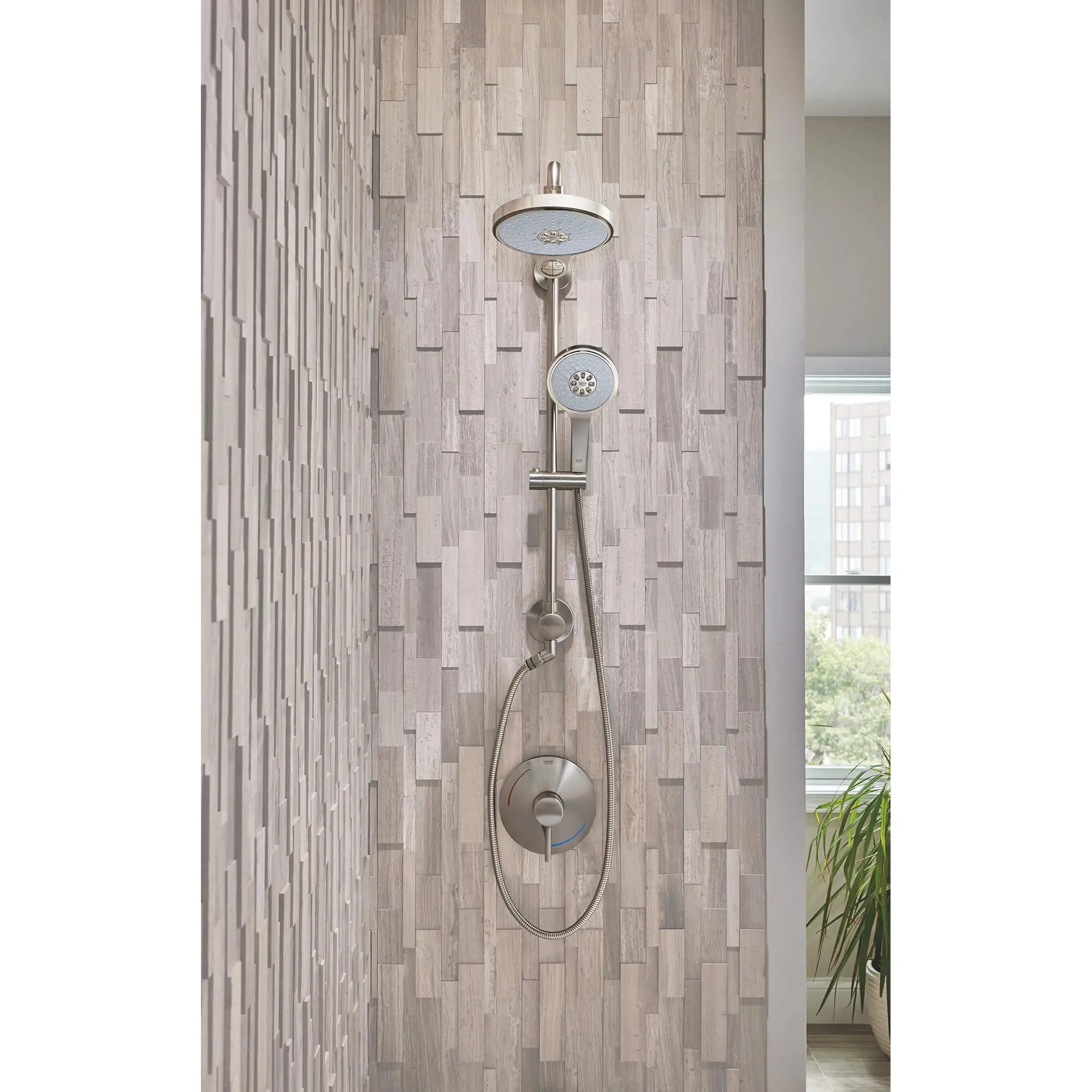 GROHE Retro-Fit Système de douche nu de 25 po // NICKEL BROSSÉ INFINITYFINISH // 1016_26487en0-shower-system-enviro-4_0_CDNwebp.webp