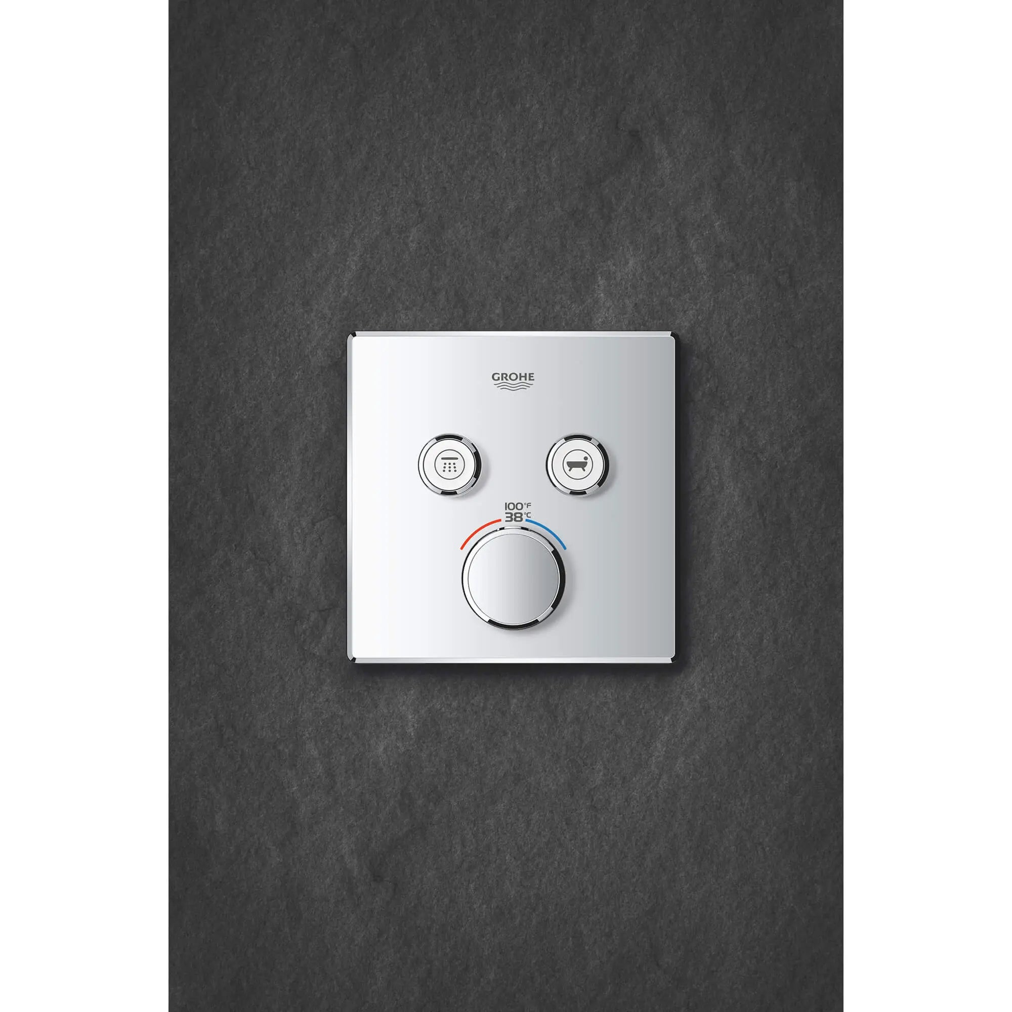 GrohTherm SmartControl Garniture de valve thermostatique à fonction double // CHROME STARLIGHT GROHE // 1393_29141000-dual-function-thermostatic-trim-with-control-module-enviro-4_0_CDNwebp.webp
