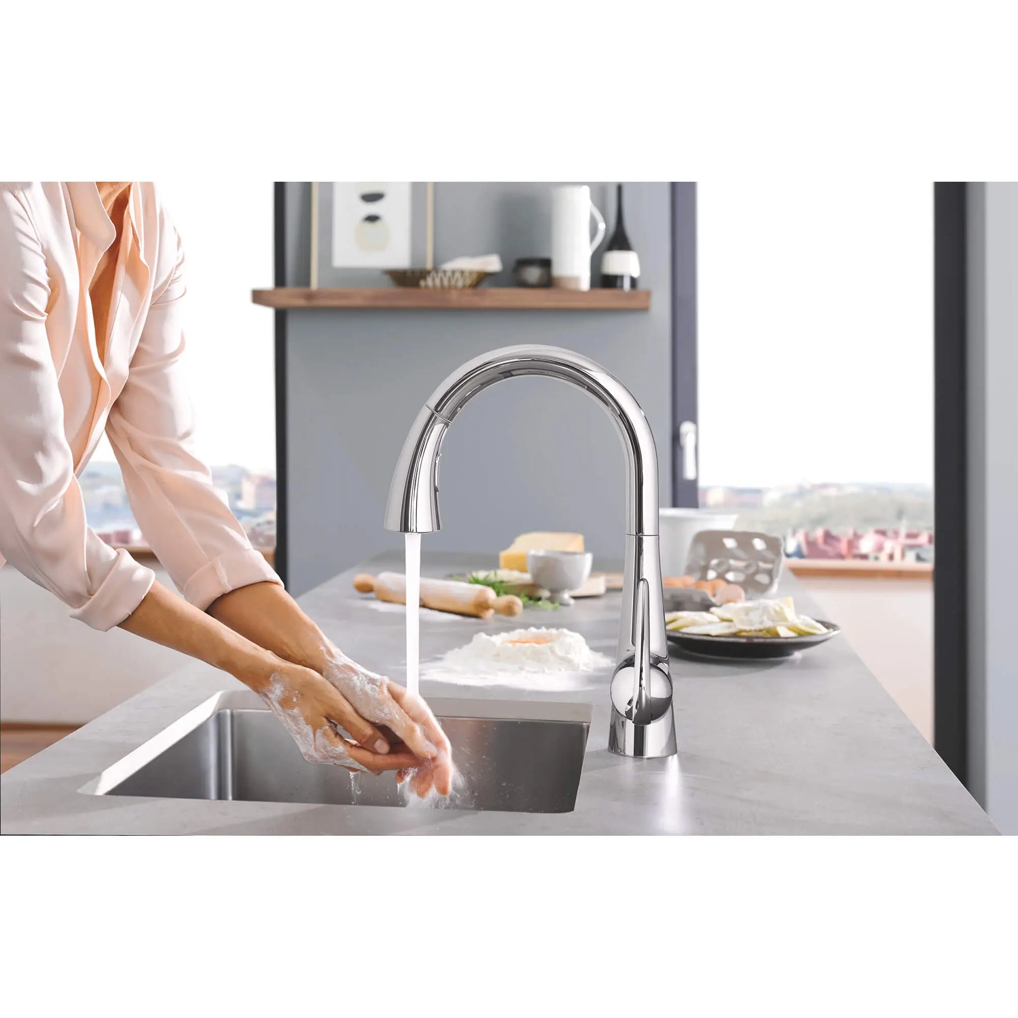 LadyLux³ Café Robinet à douchette rétractable double jet pour évier principal avec commande au pied // CHROME STARLIGHT GROHE // 1503_30313000-single-handle-kitchen-faucet-enviro-2_0_CDNwebp.webp