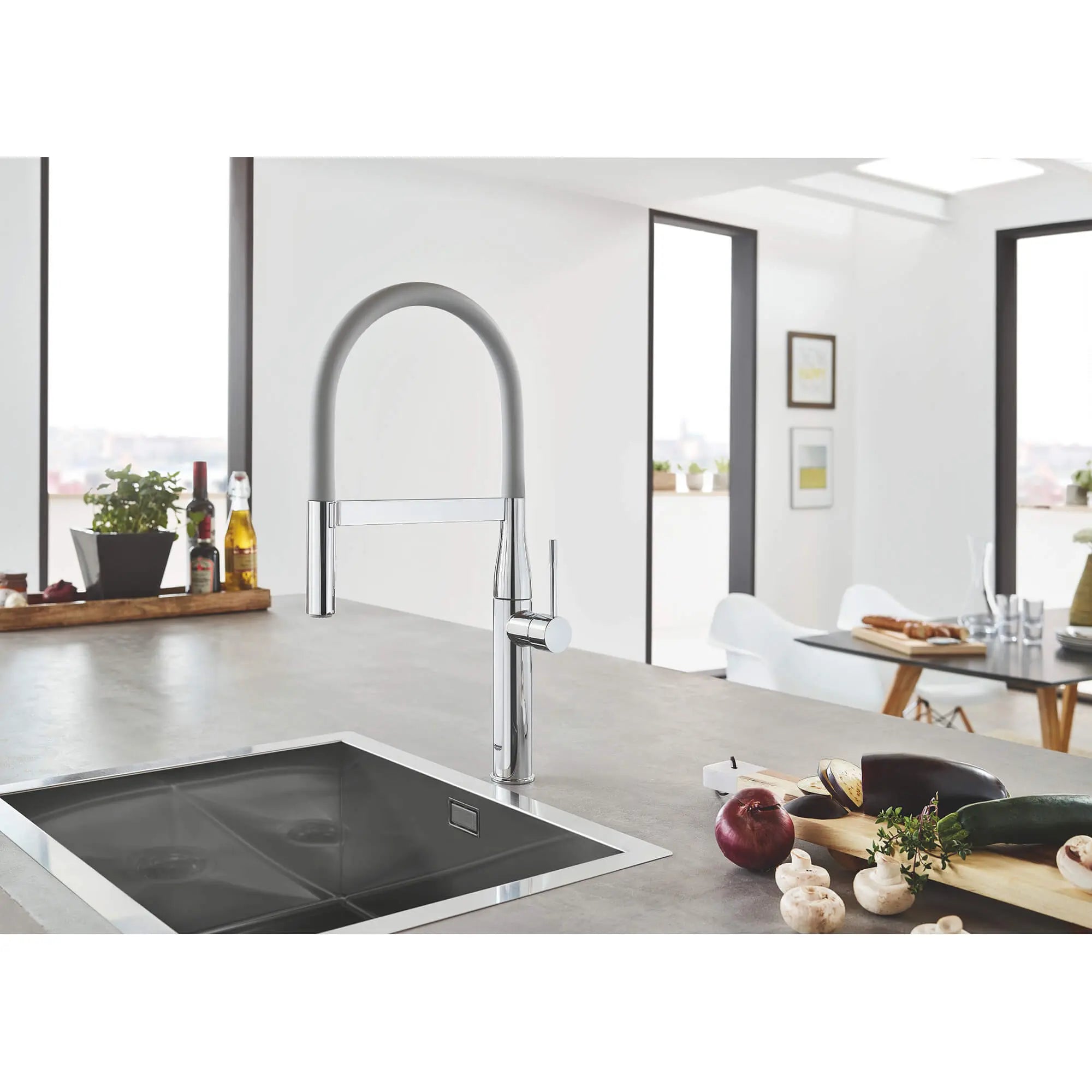 Bec de flexible GrohFlexx // GRIS FONCÉ MAT // 1524_30321xc0-grohflexx-kitchen-hose-spout-enviro-1_0_CDNwebp.webp