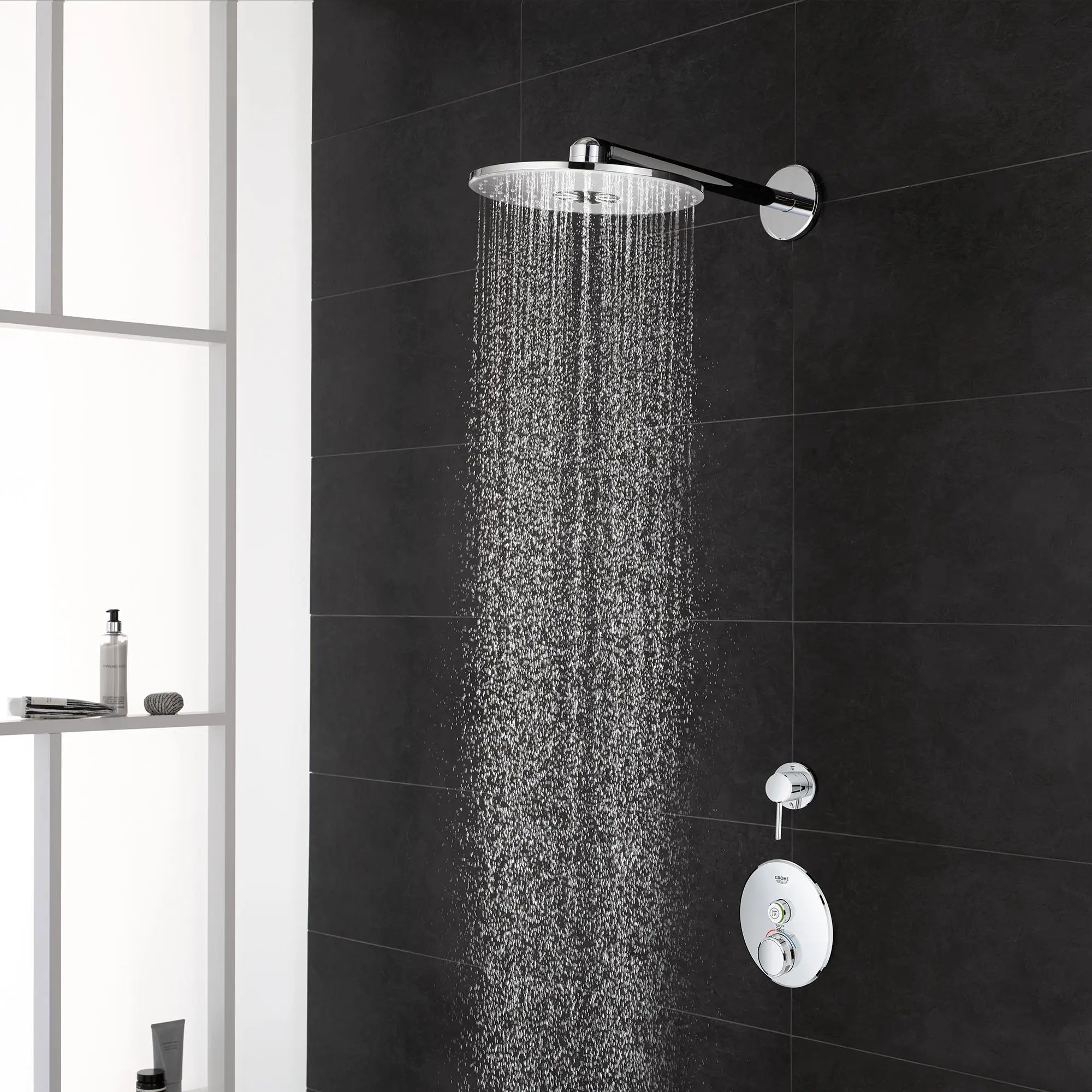 Euphoria 260 Pomme de douche - 3 jets d’aspersion // CHROME STARLIGHT GROHE // 163551_26457000_29136000_29108001_0_CDNwebp.webp