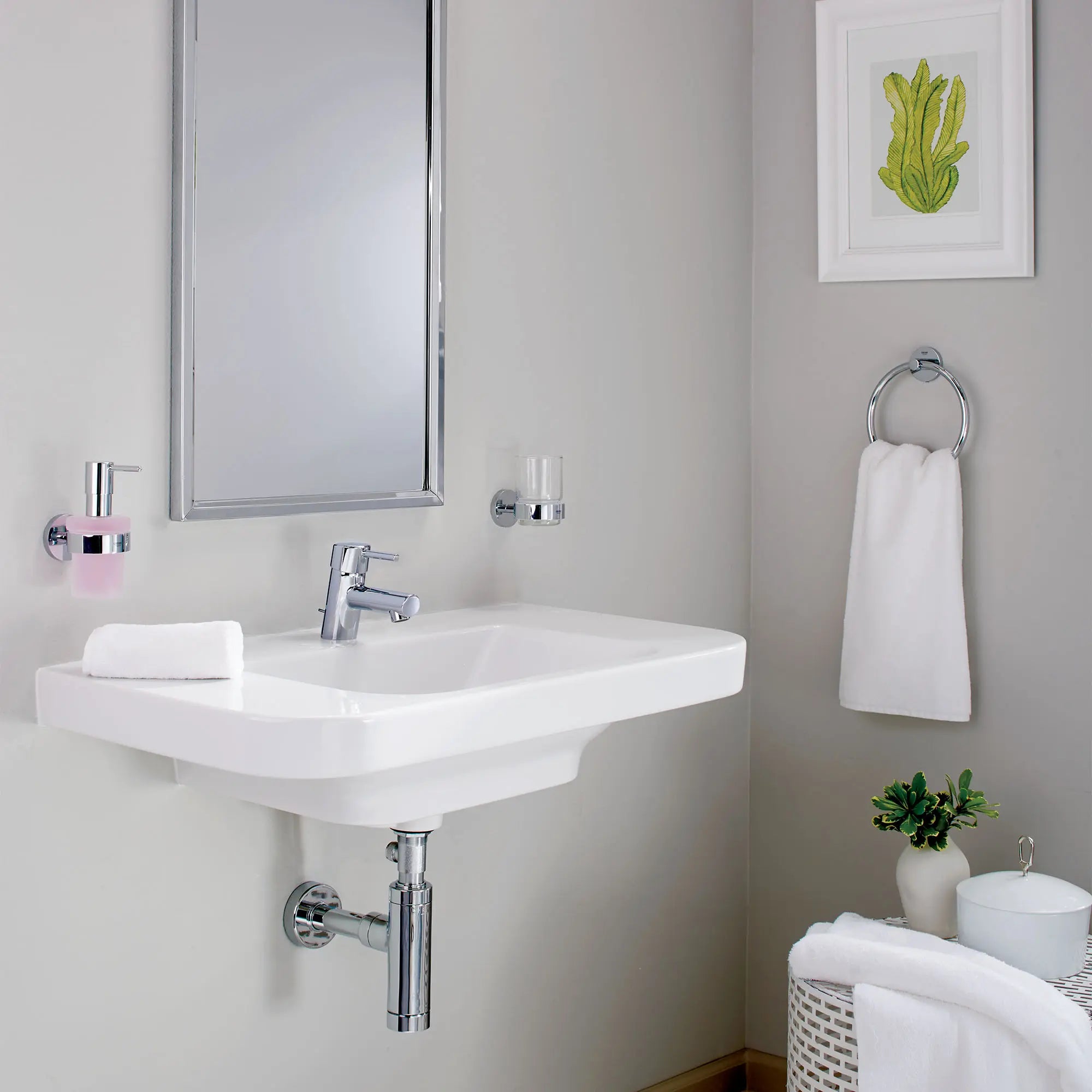 Robinet monotrou à poignée simple pour salle de bain 4,5 L/min (1,2 gpm), taille TP  // CHROME STARLIGHT GROHE // 164699_B-34702001_0_CDNwebp.webp