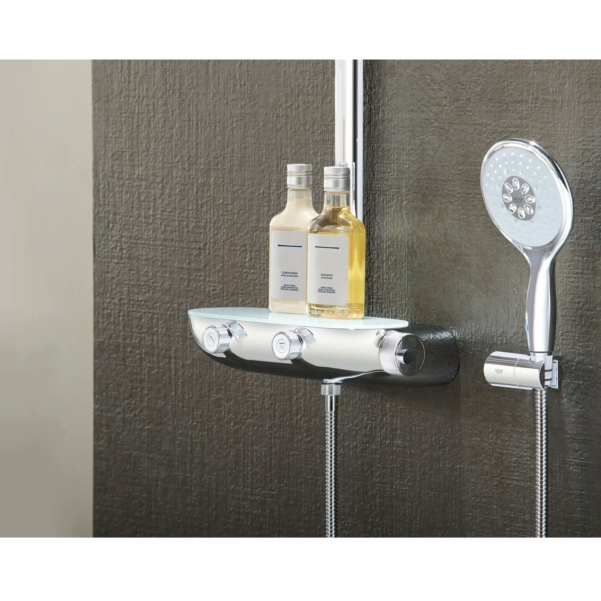 Système de douche avec valve thermostatique // CHROME STARLIGHT GROHE // 164821_SmartControl_Detail_27837000_27673000_26379000_0_CDNwebp.webp