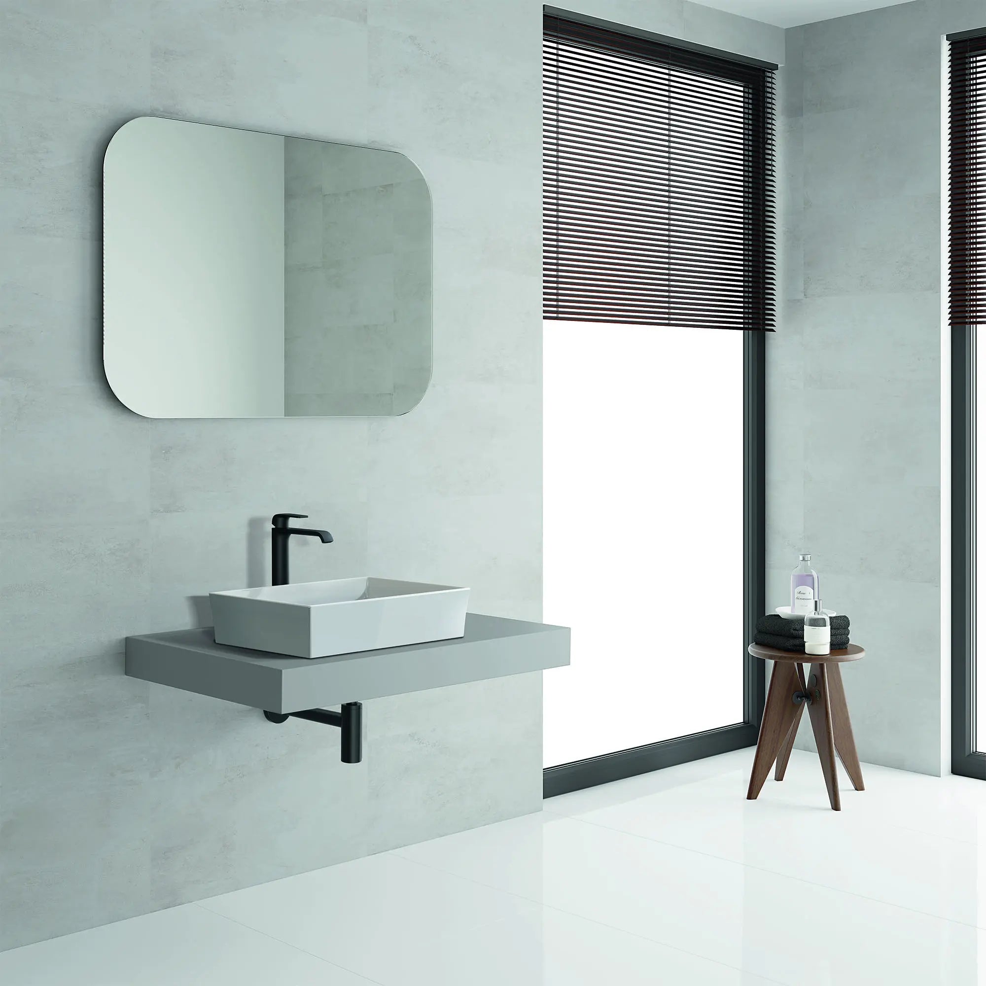 Robinet monotrou pour vasque, à poignée simple monté sur le tablier, 4,5 L/min (1,2 gpm) // NOIR MAT // 176798_Defined_EnvironmentCloseUp_238692430_Aug2023_0_CDNwebp.webp