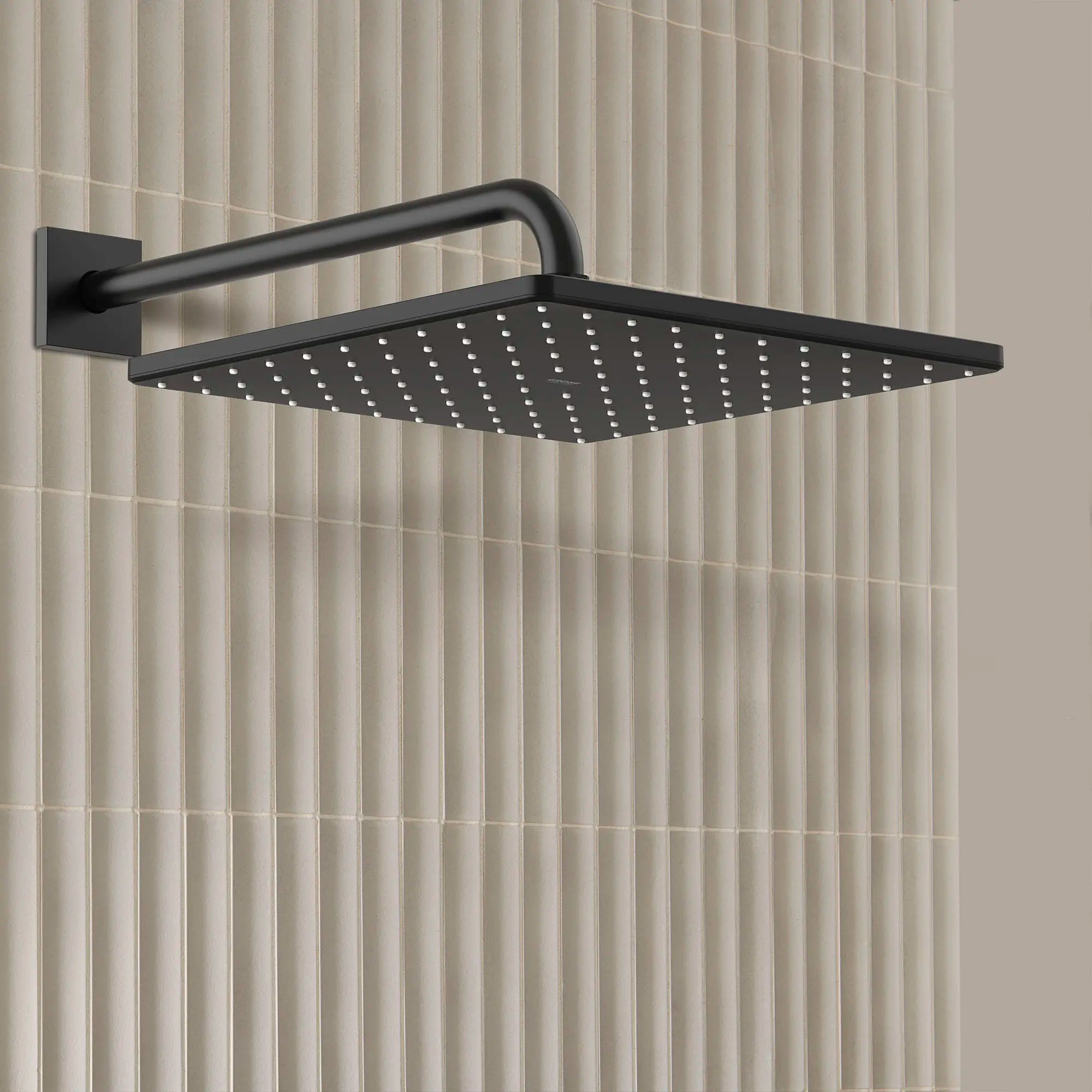 Pomme de douche 310 Mono, 12 po - 1 jet, 6,6 L/min (1,75 gpm) // NOIR MAT // 177108_Rainshower_265702430_0001_Sept2023_0_CDNwebp_c53ddb91-e323-4a75-bdcc-d4b66845fe65.webp