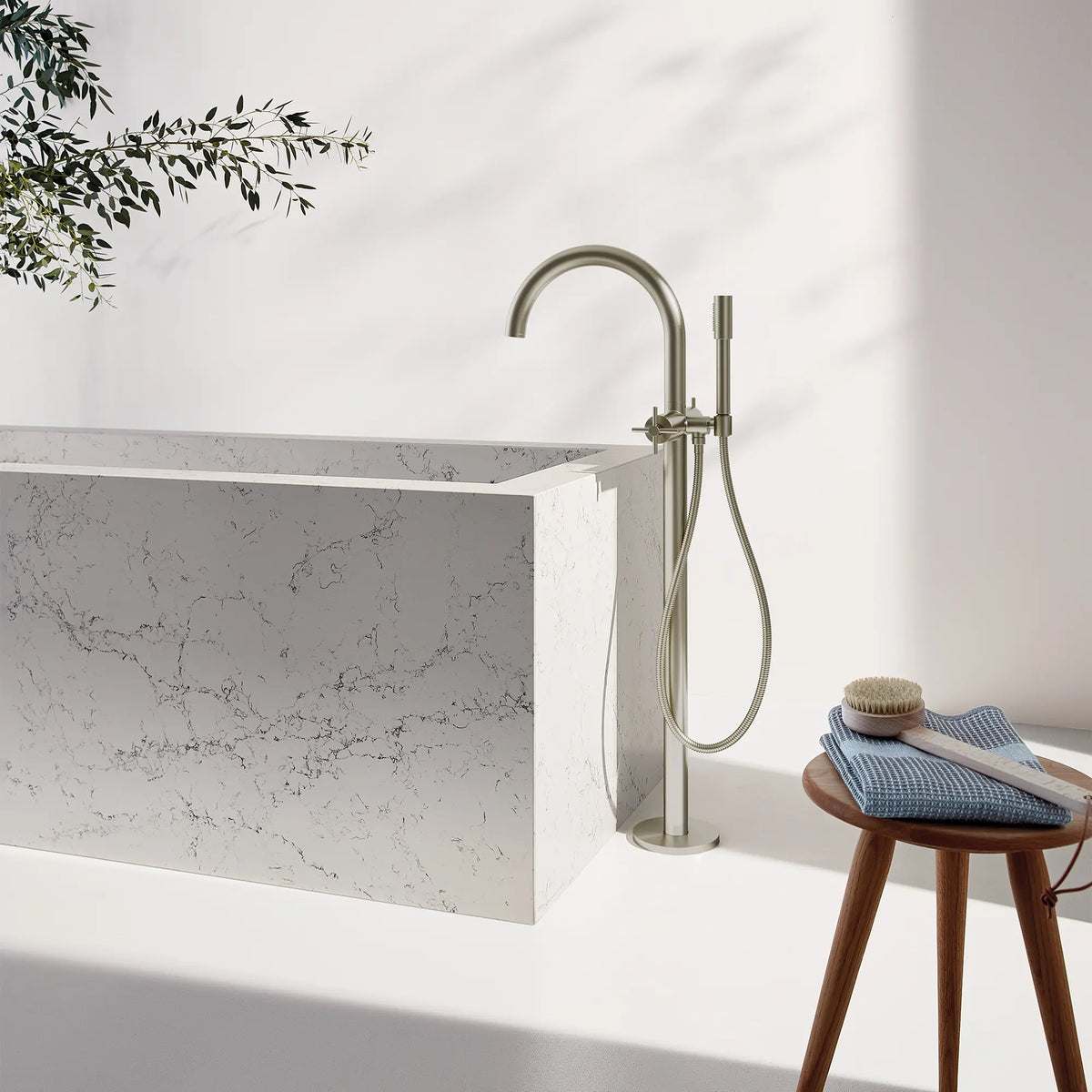 RotaFlex Boyau de douche métallique de 59 po // NICKEL BROSSÉ INFINITYFINISH // 186629_Atrio_EnvironmentCloseUp_28417EN0_32653EN3_0001_Oct2023_0_CDNwebp_f48f01db-8107-4a89-bcca-6988af81bf4b.webp