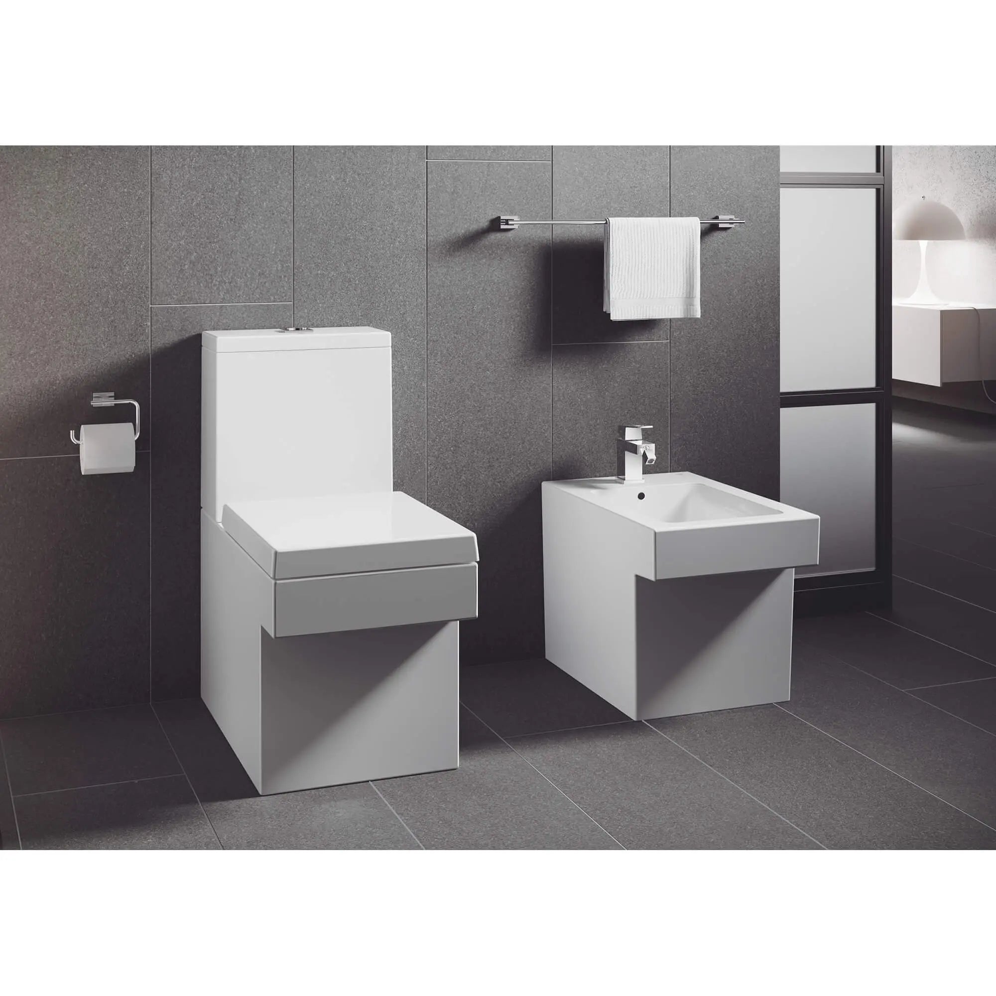 Porte-papier hygiénique // CHROME STARLIGHT GROHE // 2361_40507001-toilet-paper-holder-enviro-1_0_CDNwebp.webp