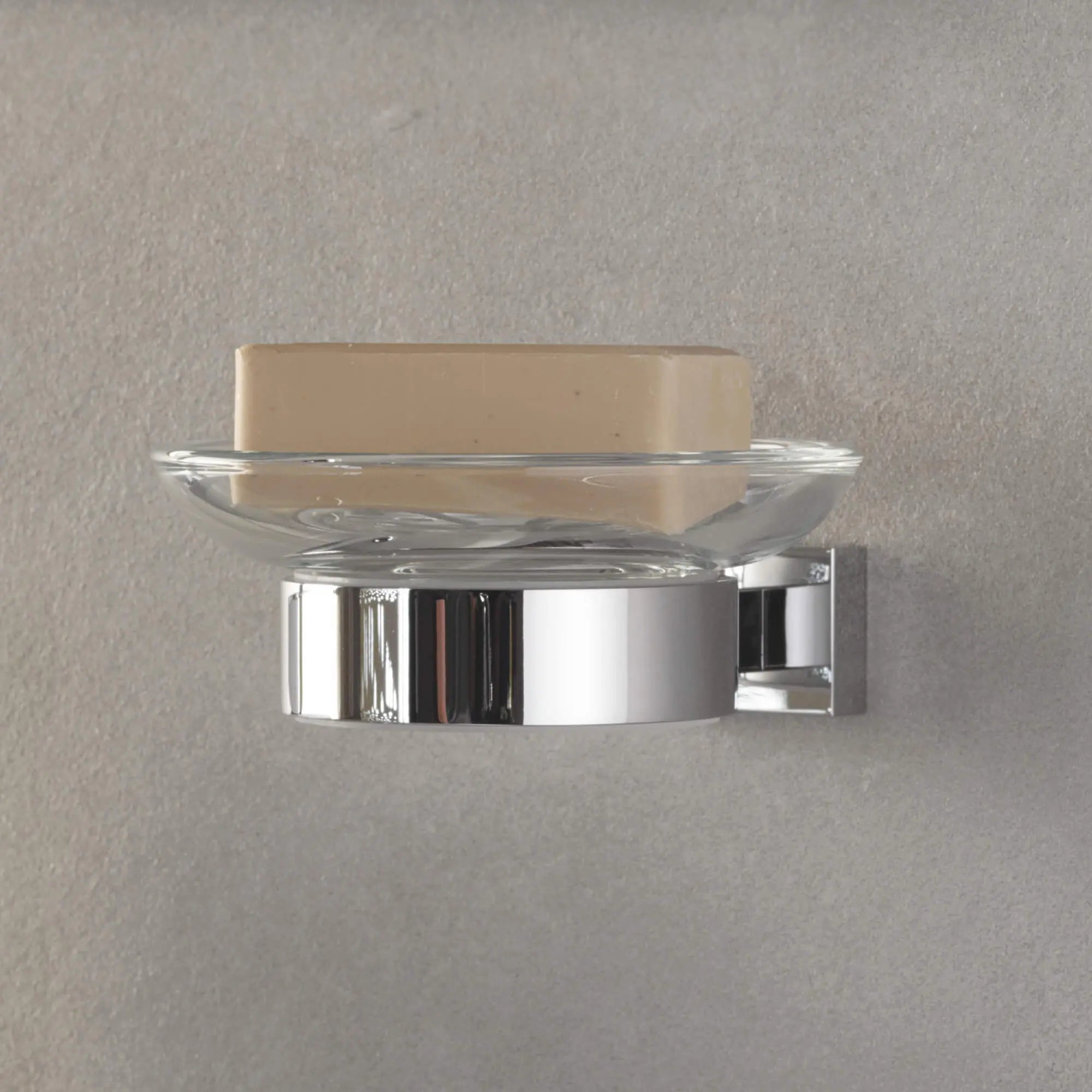 Essentials Cube Support mural // CHROME STARLIGHT GROHE // 2362_40508001-holder-enviro-2_0_CDNwebp_867d53d7-9b9e-4d53-9062-9ad8e8de7bcf.webp