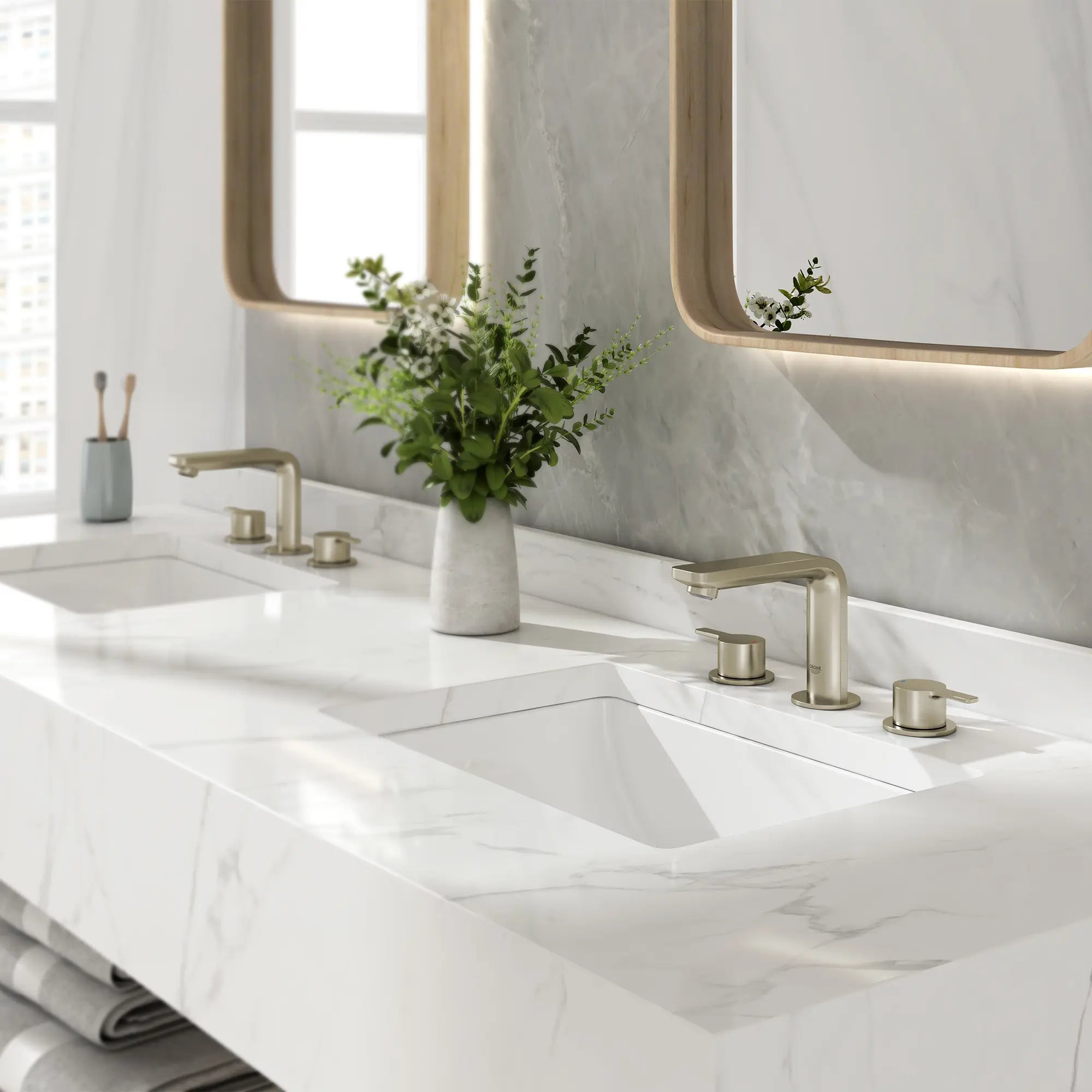 Lineare Robinet de salle de bains à deux poignées espacées de 8 po, taille M, 4,5 L/min (1,2 gpm) // NICKEL BROSSÉ INFINITYFINISH // 244769_Lineare_EnvironmentCloseUp_20578ENA_0003_APRIL2024_CDNwebp.webp