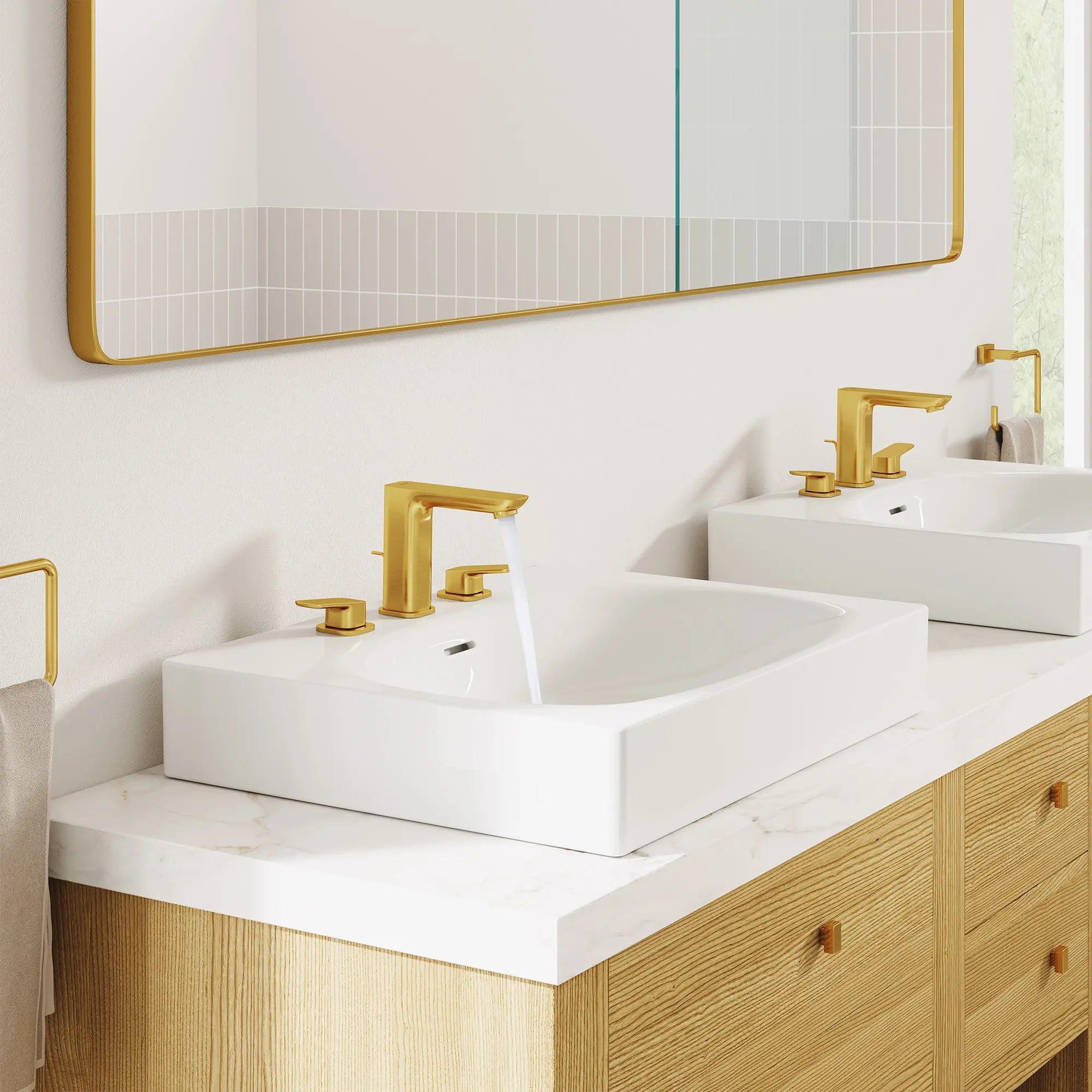 Lavabo mural de 24 po, 3 trous // BLANC ALPIN // 253081_Cubeo_EnvironmentCloseUp_101922GN0_39655000_40510GN0_0002_OCTOBER2024_CDNwebp.webp