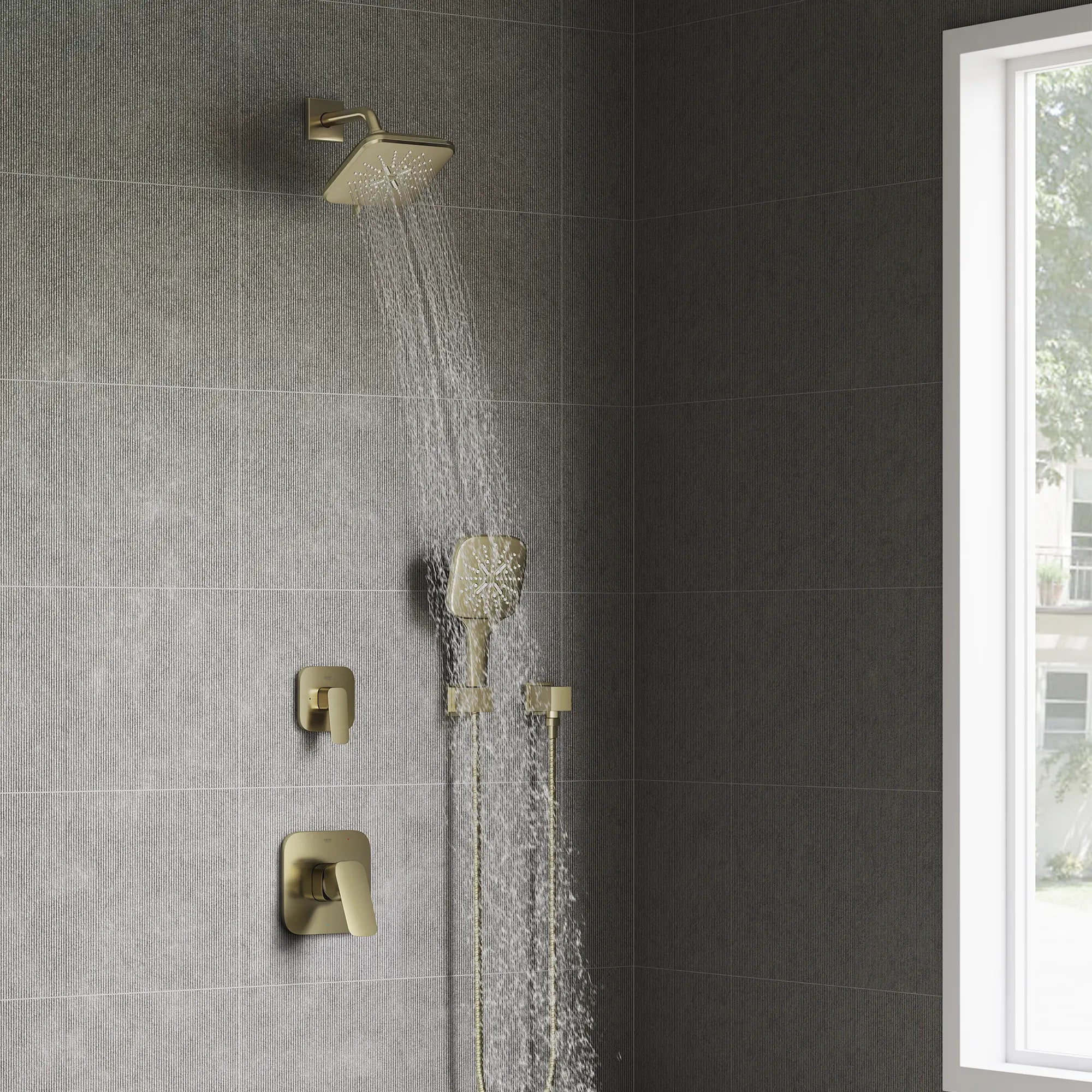 Garniture d’inverseur Cubeo à 2 voies // NICKEL BROSSÉ INFINITYFINISH // 271047_Cubeo_EnvironmentCloseUp_101929EN00_0001_SEPTEMBER2025_0_CDNwebp.webp