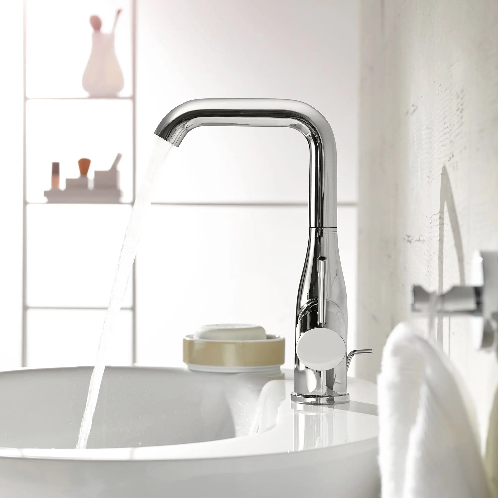 Robinet monotrou pour salle de bain, à poignée simple, taille G, 4,5 L/min (1,2 gpm) // CHROME STARLIGHT GROHE // 70129_B-2348600A_3_CDNwebp.webp