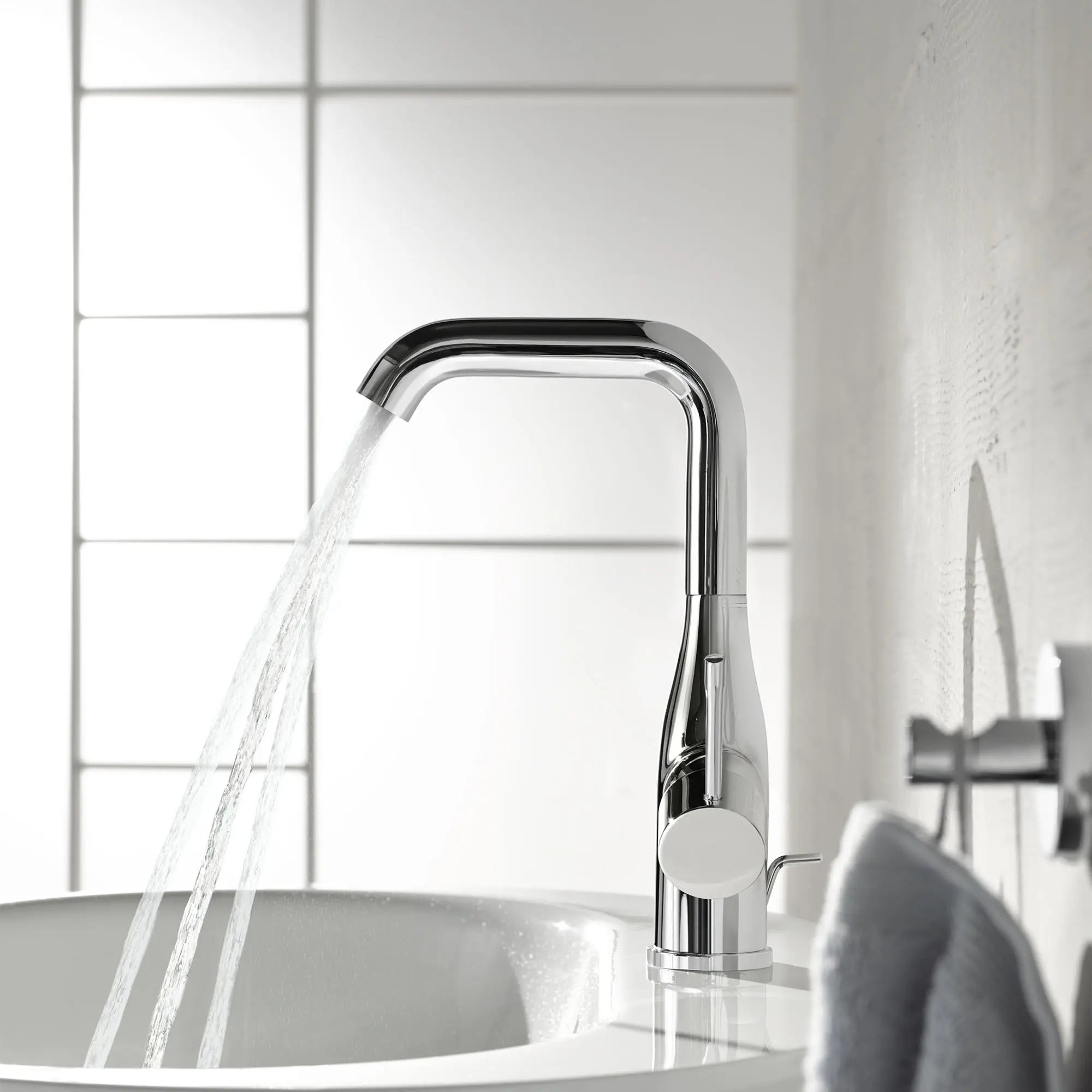 Robinet monotrou pour salle de bain, à poignée simple, taille G, 4,5 L/min (1,2 gpm) // CHROME STARLIGHT GROHE // 70132_B-2348600A_5_CDNwebp.webp