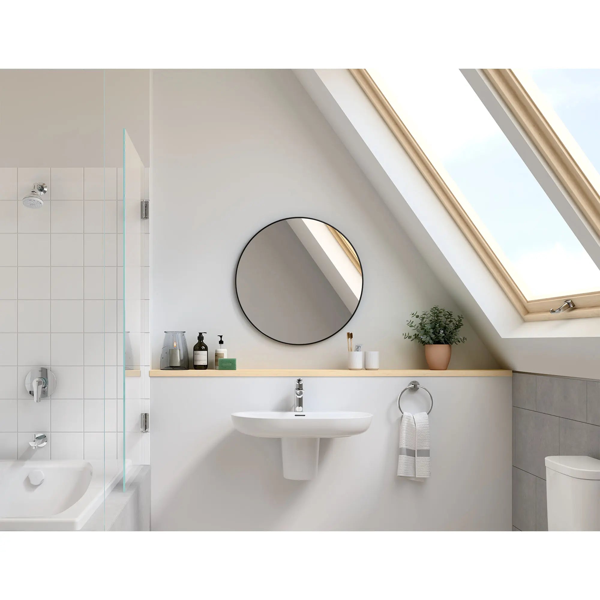 Toilette allongée en deux pièces, Hauteur idéale avec levier à droite et siège inclus, 4,8 lpc (1,28 gpc) // RIGHT / BLANC ALPIN // 70386_B-23990003_39669000_39657000_39676000_13356003_19458003_26044001_1_CDNwebp.webp