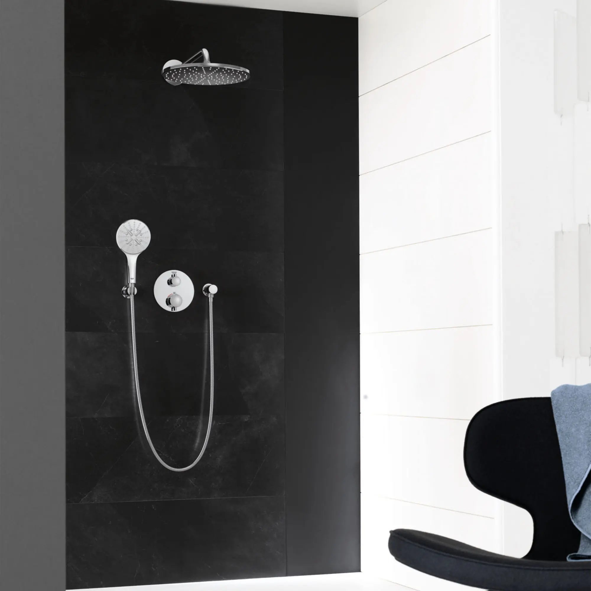 Garniture de valve thermostatique à fonction simple, 2 poignées // CHROME STARLIGHT GROHE // 70412_B-24107000_1_CDNwebp.webp