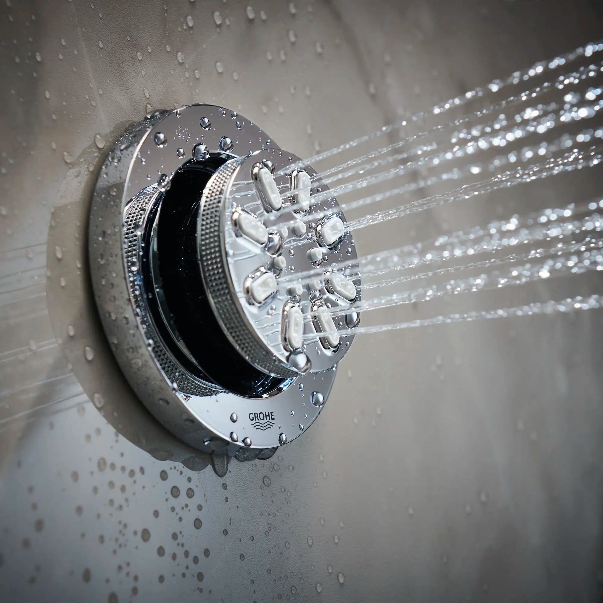 Douchette latérale - 2 jets, 0,9 gpm // CHROME STARLIGHT GROHE // 70977_B-26744000_1_CDNwebp.webp