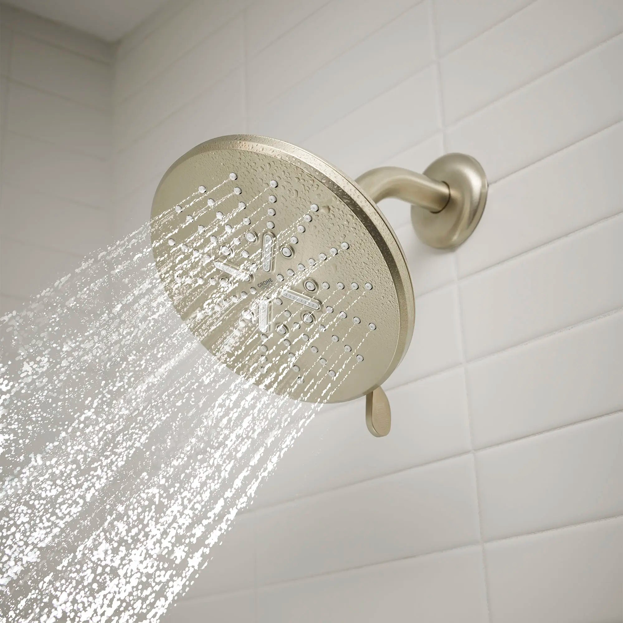 Rainshower Raccord mural // NICKEL BROSSÉ INFINITYFINISH // 71060_B-26789EN0_26635EN0_CDNwebp.webp