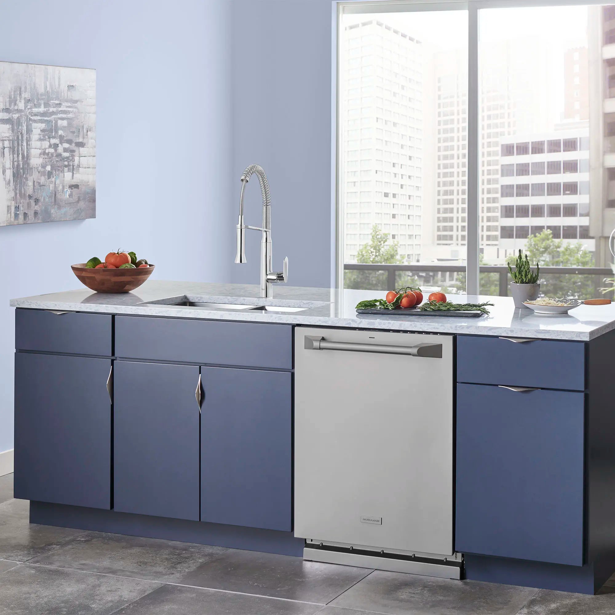 Robinet de cuisine moyen à poignée simple, semi-pro, à jet double, 6,6 L/min (1,75 gpm) // CHROME STARLIGHT GROHE // 71918_B-31380000_1_CDNwebp.webp