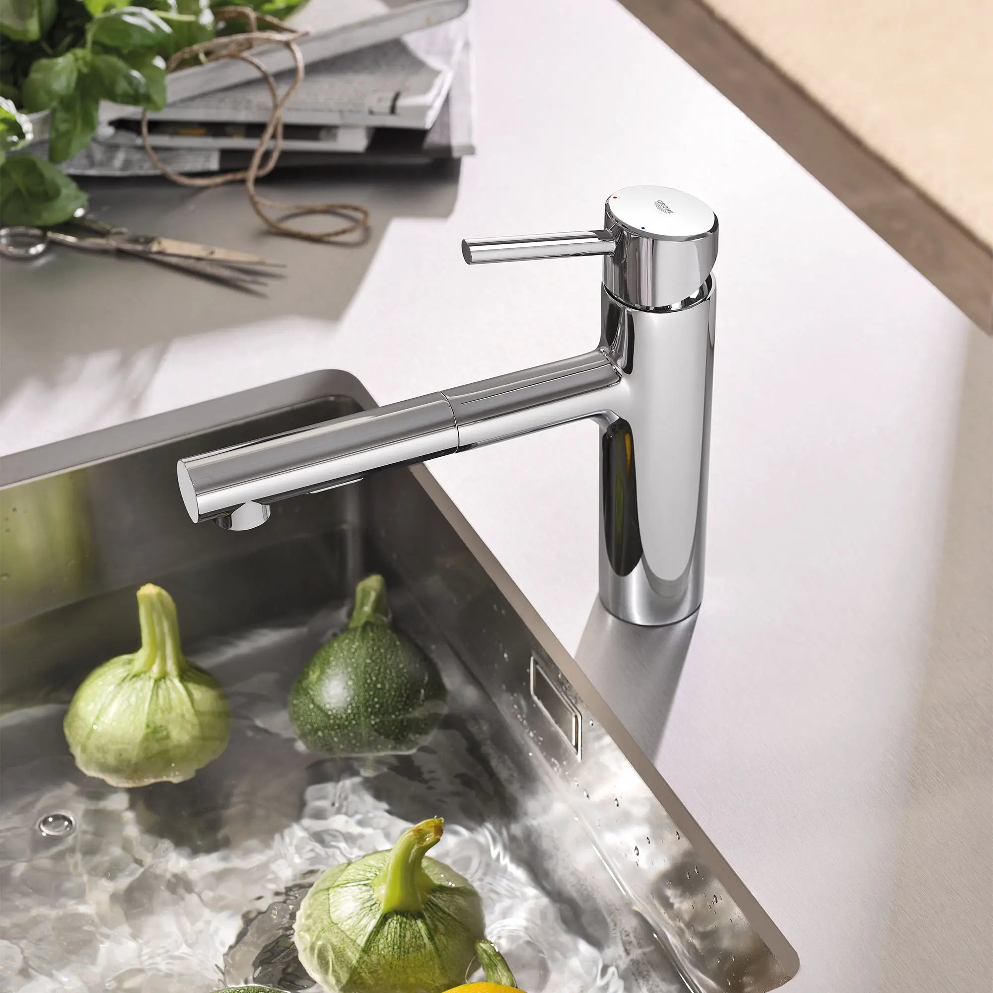 Robinet de cuisine rétractable à poignée simple et double jet 5,7 L/min (1,5 gpm) // CHROME STARLIGHT GROHE // 71934_B-31453001_2_CDNwebp.webp