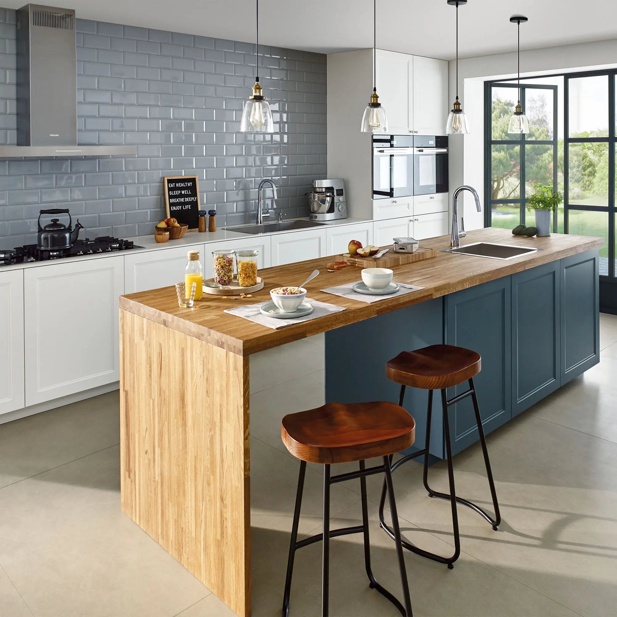 Robinet pour évier d'appoint, à poignée simple, tête de pulvérisation coulissante, à jet double 6,6 L/min (1,75 gpm) // CHROME STARLIGHT GROHE // 72117_B-32283003_1_CDNwebp.webp